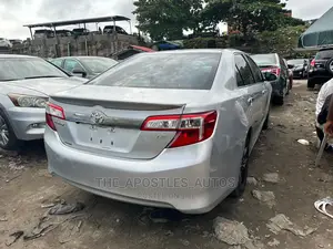 Toyota Camry 2012 Silver