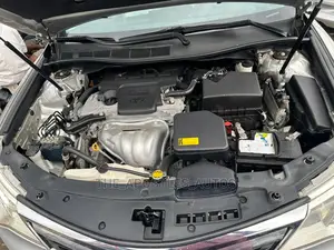 Toyota Camry 2012 Silver