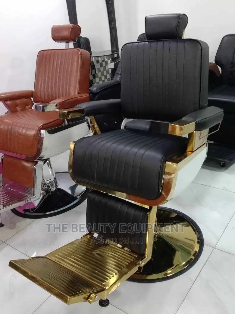 Gold Unique Barbing Chair in Lagos Island (Eko) Salon Equipment