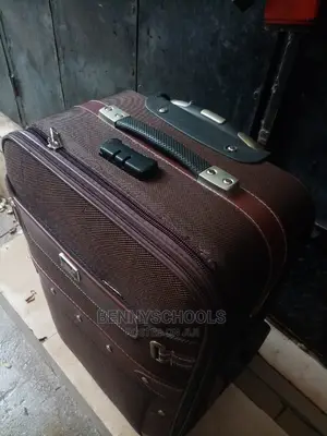 Medium Brown Lightweight Traveling Luggage Box