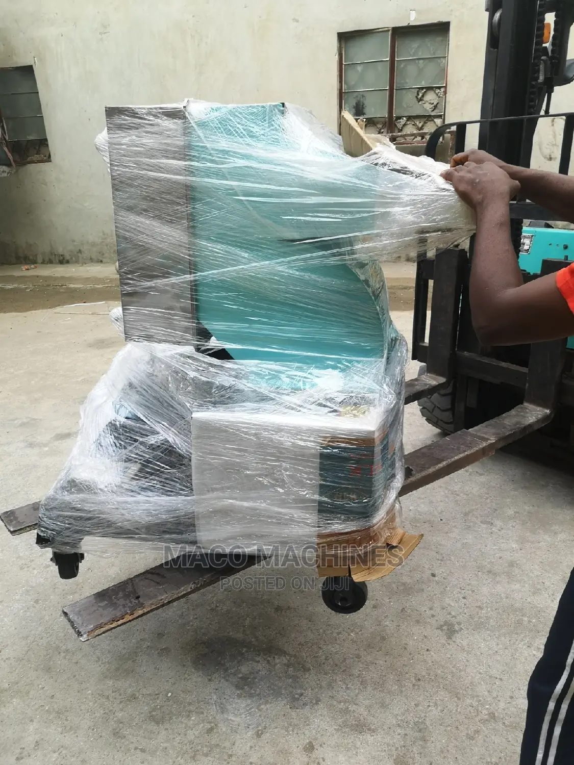 Recycled Bottle Machine 15hp.