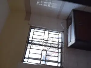 1bdrm Apartment in Magodo for rent