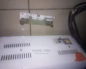 Prag Stabilizer Servo 10KVA