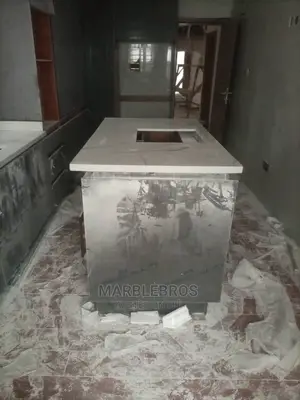 MB9. Kitchen Countertop Finishing With 20mm White Marble
