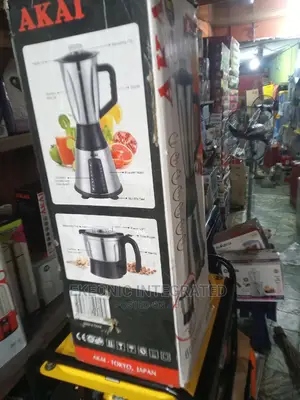 Akai Blender With Mill