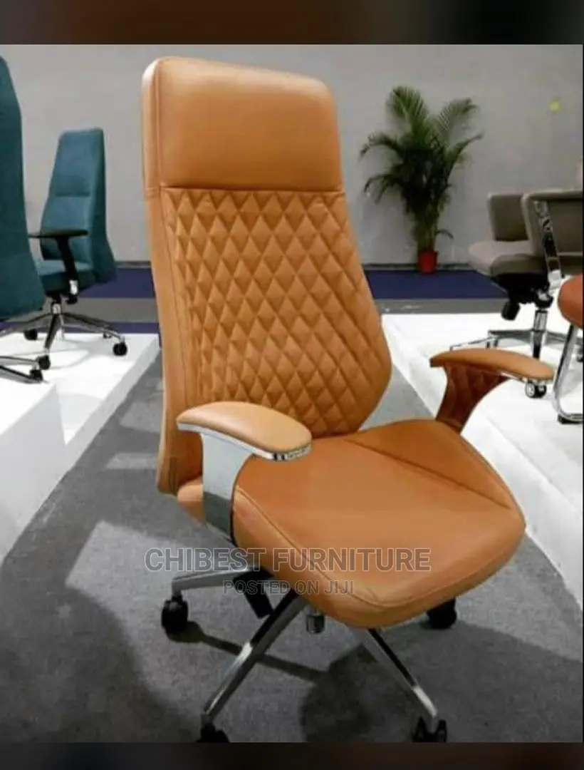Standard and Comfortable Executive Chair