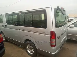 Toyota HiAce 2008 Silver