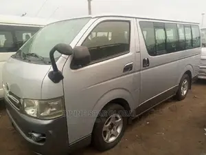Toyota HiAce 2008 Silver