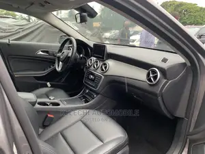 Mercedes-Benz GLA 250 2015 Gray