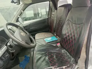 Toyota HiAce 2008 Silver