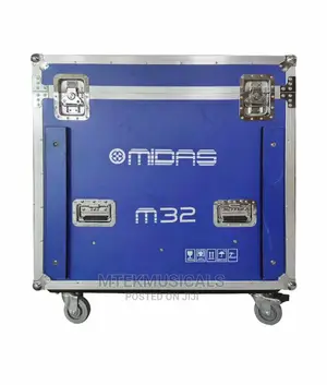 Midas M32 Flight Case