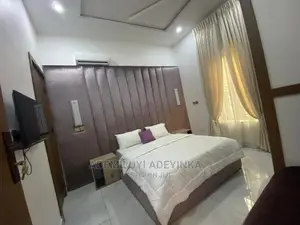 Luxurious 2 Bedroom Apartment