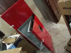 Brand New Hisense 204l Red Double Door With Water Dispendser