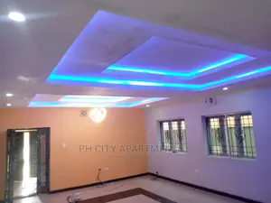 2bdrm Block of Flats in Agip Estate, Woji for rent