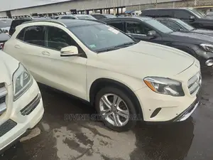 Mercedes-Benz GLA-Class 2017 White