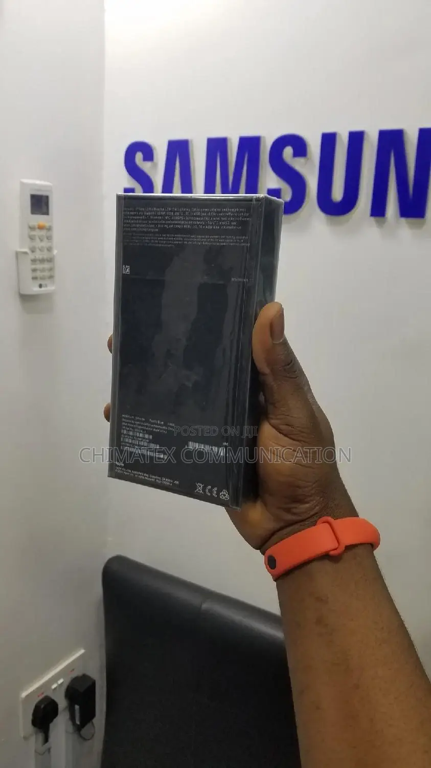New Apple iPhone 12 Pro Max 128 GB Blue