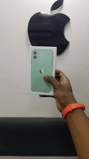 New Apple iPhone 11 128 GB Black