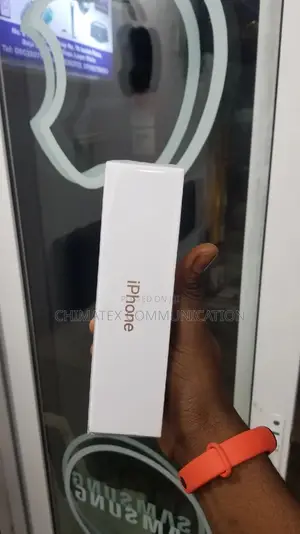 New Apple iPhone XS Max 64 GB Silver