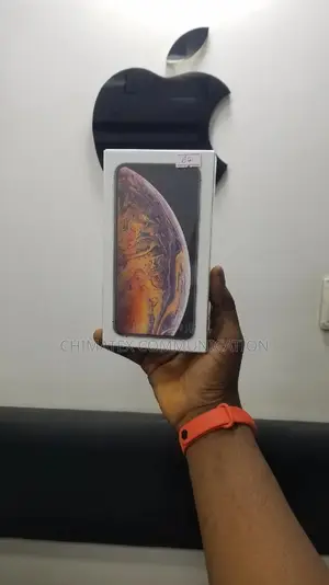 New Apple iPhone XS Max 64 GB Gold