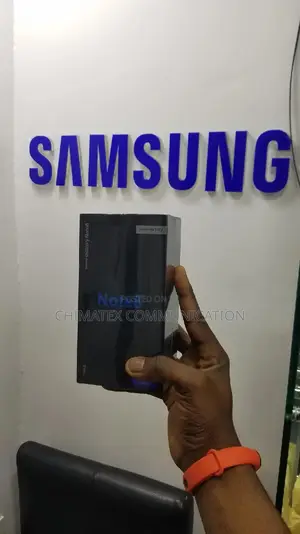 New Samsung Galaxy Note 8 64 GB Black