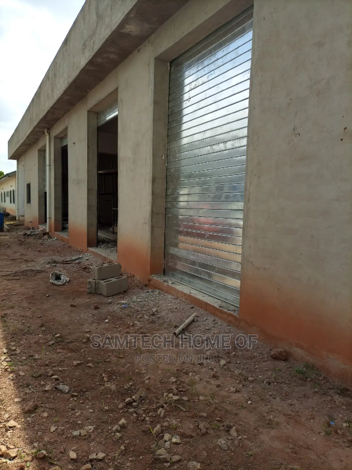 Automatic/Manual Roller Shutter