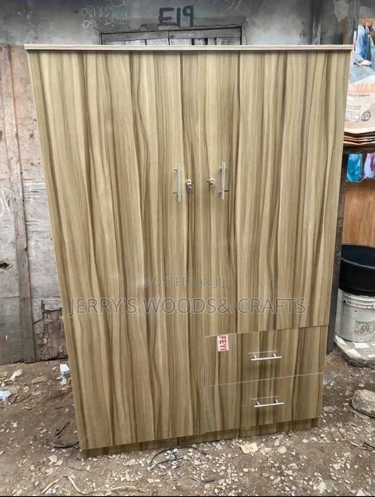 Wardrobe 4feet