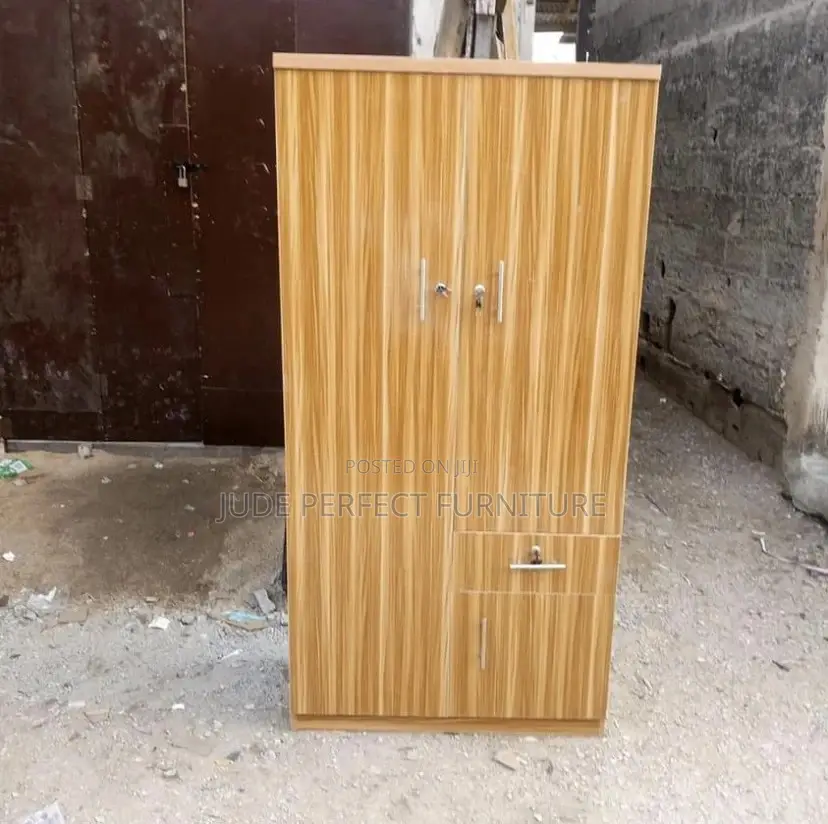 32 Inches by 6ft Wardrobe