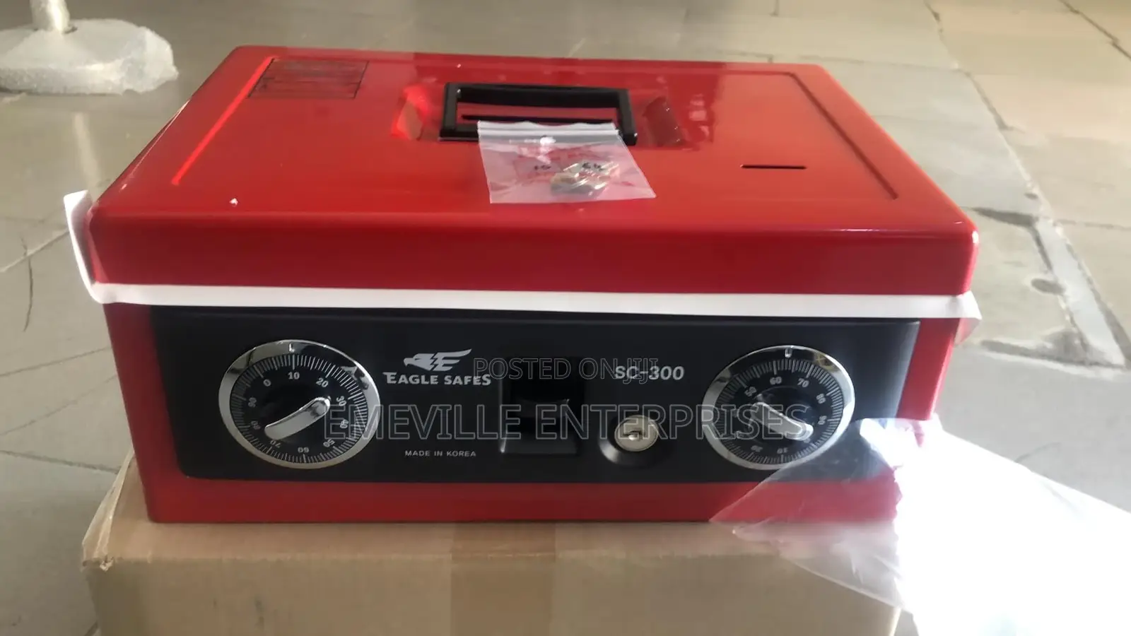 Eagle Cash Box