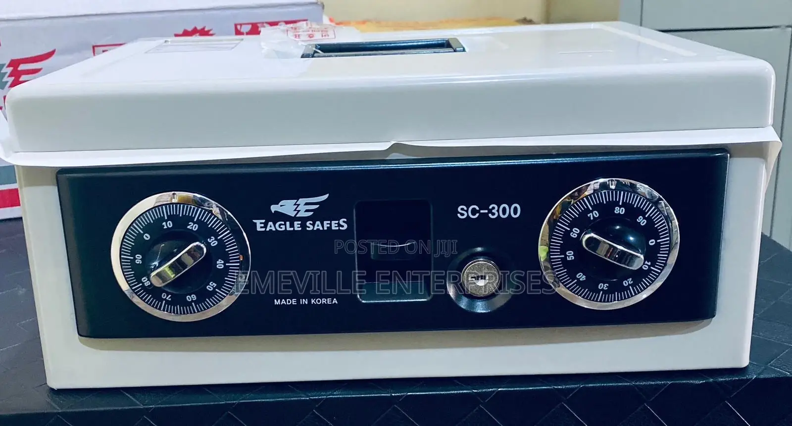 Eagle Cash Box