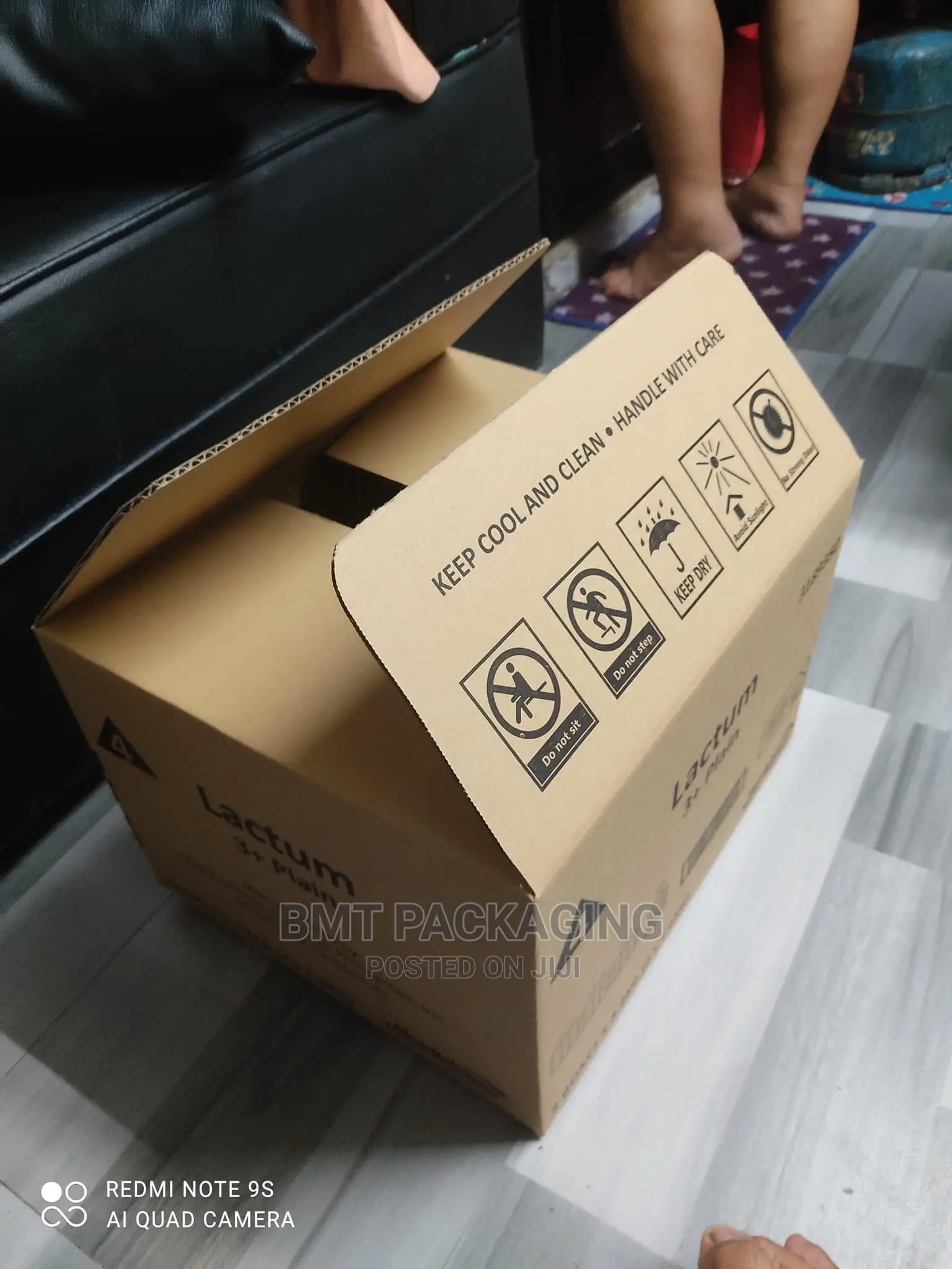 Boxes Packaging and Labels Printing