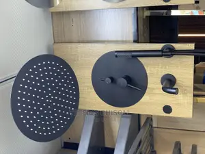 Round Conduit Shower Black