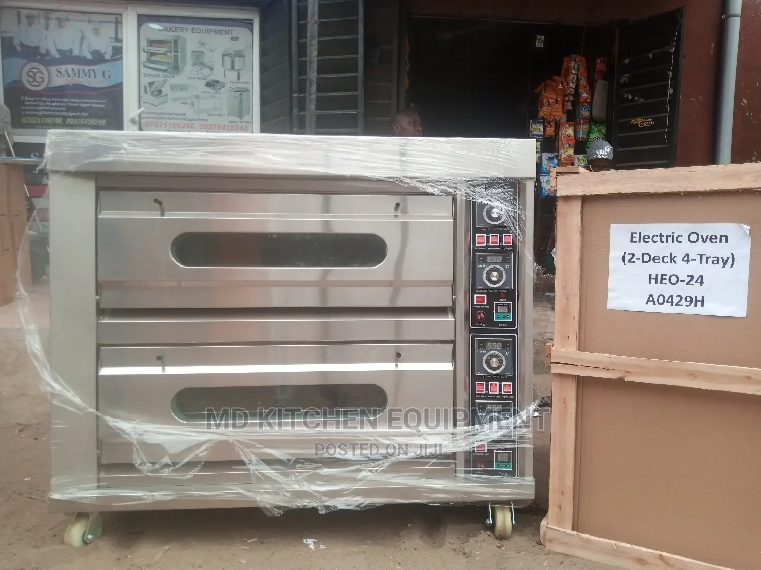 Industrial 4tray. 2 Deck Electric Oven
