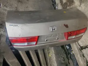 Complete Boot Honda Accord 04 Model
