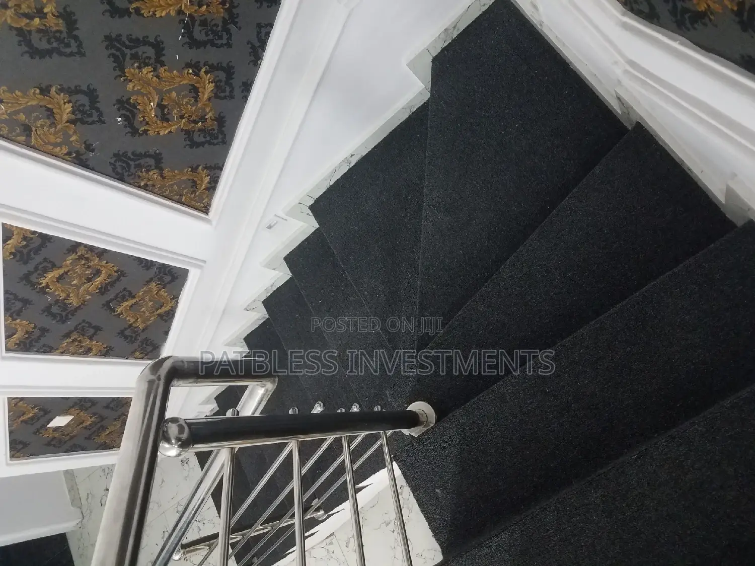 Admiral Dark Ash Rug, #8000 Per SQM