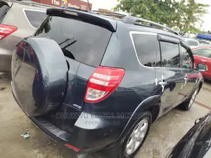 Toyota RAV4 3.5 Limited 2010 Blue