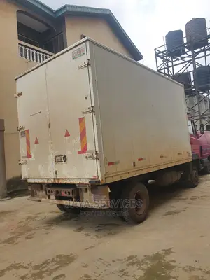 Warehouse Truck Available for Hire