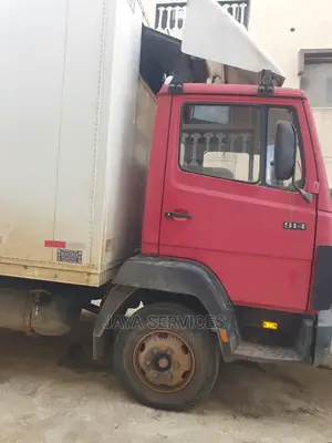 Warehouse Truck Available for Hire