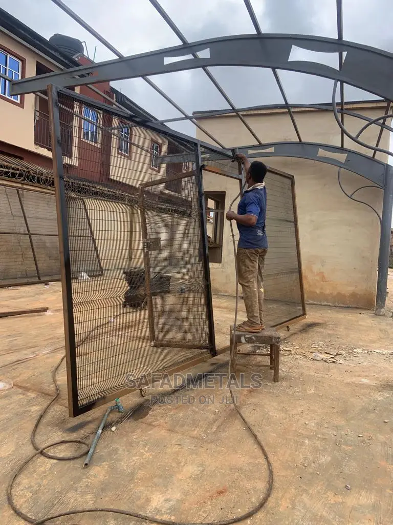 Sliding Gate Roll Over Design