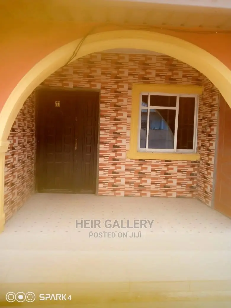 1bdrm Room & Parlour in Alaworo, Badagry for rent