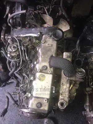 Hyundai H1-Bus Diesel Engine