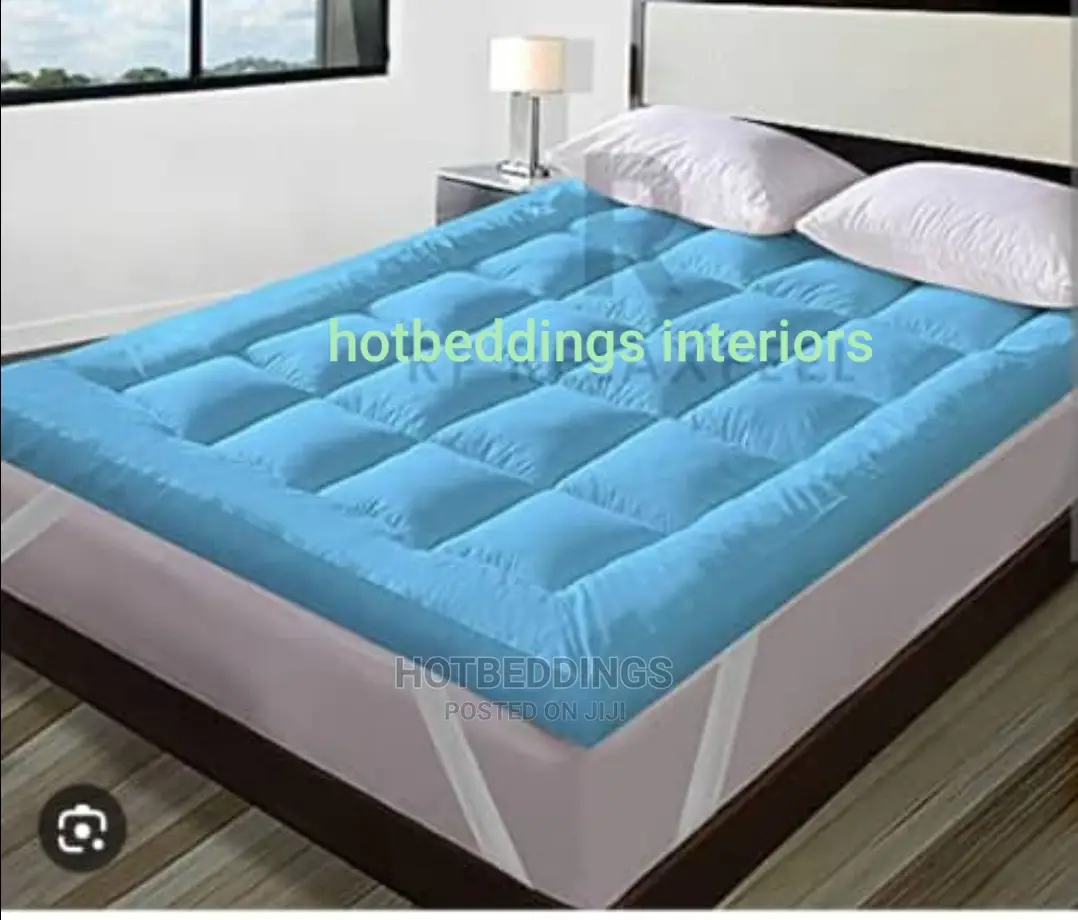 Fluffy/ Soft Bed Topper-5inches( Colour Varies)