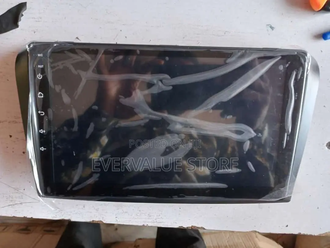Mazda 3 Android Player + Reverse Camera