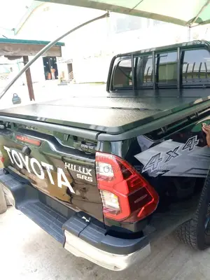 Hilux Both Cover Fiber Fooding