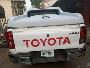 Toyota Hilux Both Cover Carr Boy