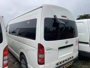 Toyota HiAce 2012 White