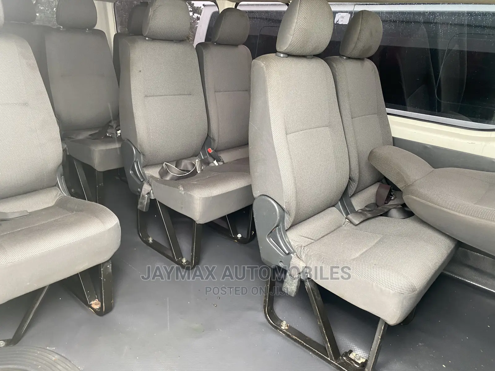 Toyota HiAce 2012 White