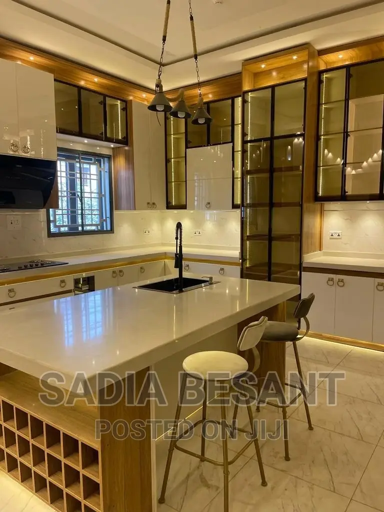 Bespoke Kitchen Cabinets