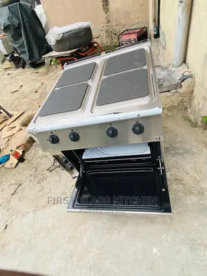 Italian Electric Cooker 4 Burner