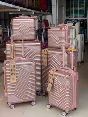 Luxury by 6 Travel Box