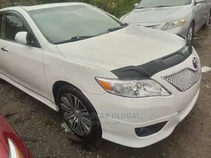 Toyota Camry 2010 White